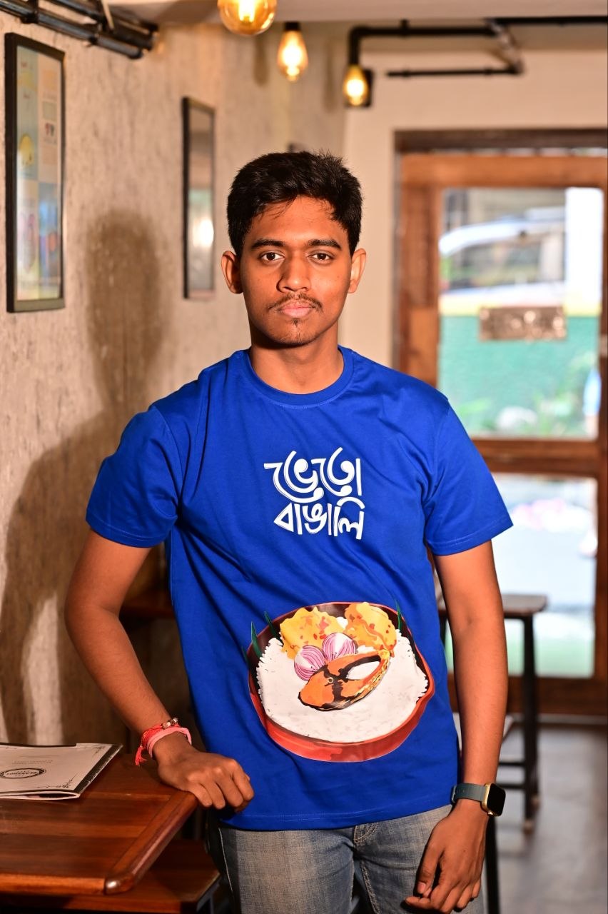 Bengali Food Graphic T-Shirt – ভেতো বাঙালি (Bheto Bangali)” - Image 2
