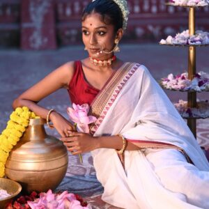 Dhonekhali Saree – Maroon Paar, Shada Mon